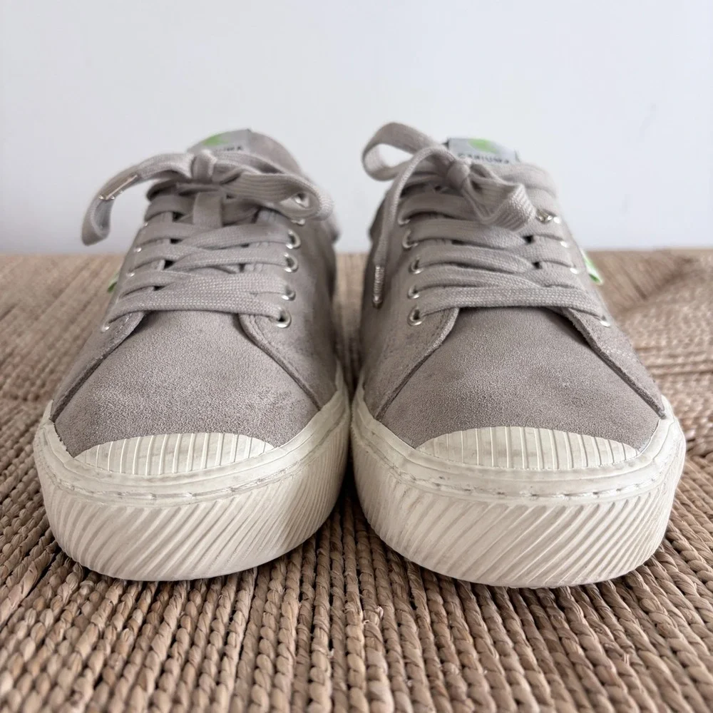 Cariuma OCA Low Cloud Grey Suede‎ Sneakers Men Size 11 Women 12.5 US Preppy